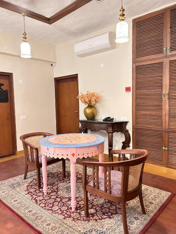 The Kaptain'S Retreat Chandīgarh Екстериор снимка
